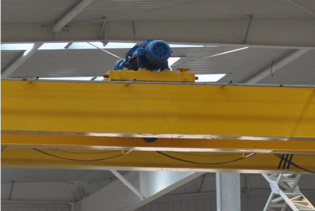 電動雙梁懸掛起重機細節展示 電動雙梁懸掛起重機細節展示