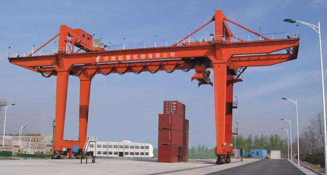 軌道式集裝箱門式起重機 軌道式集裝箱門式起重機