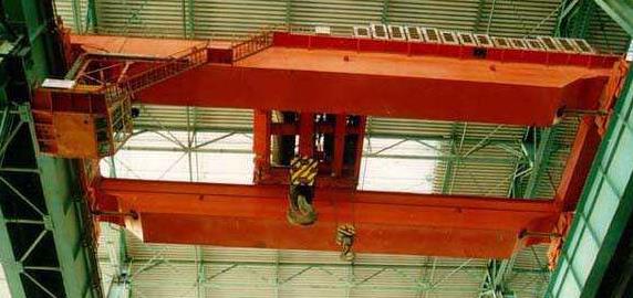 吊鉤橋式起重機